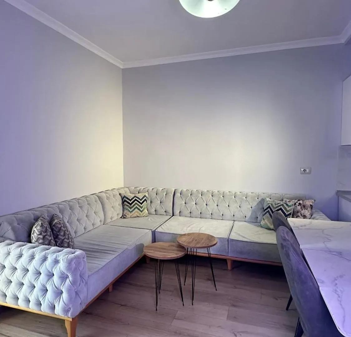 Bllok: Central Cozy Stay, 24/7 Self Check-In Tirana